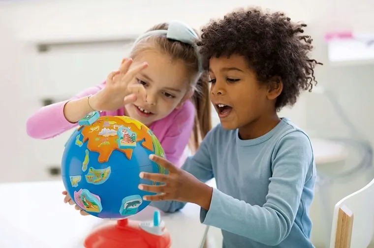 Clementoni, Uczę się bawiąc, Mój pierwszy globus, zabawka interaktywna, średnica 20 cm