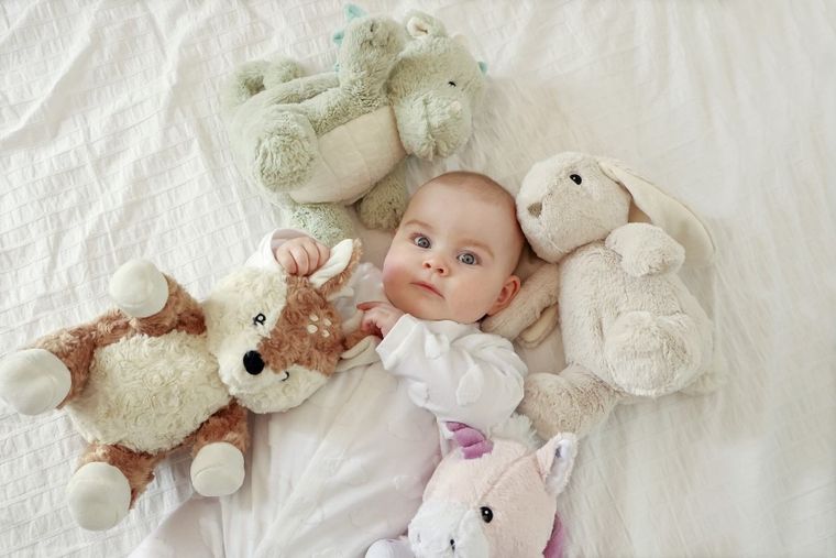 Cloud B, Love Light, Buddies Billy Finley Fawn, szumiąca maskotka z czujnikiem ruchu i muzyką