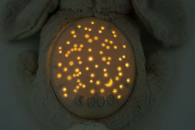 Cloud B, Twilight Buddies, Króliczek, lampka nocna z projekcją świetlną