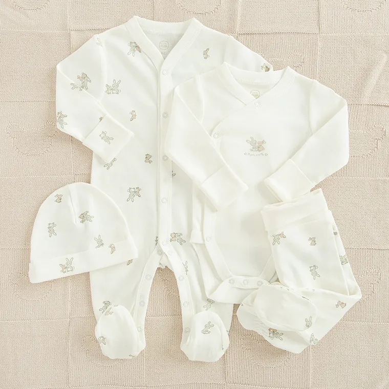 Cool Club, Komplet niemowlęcy, Body z długim rękawem, Pajac, Półśpiochy, Czapka, biały