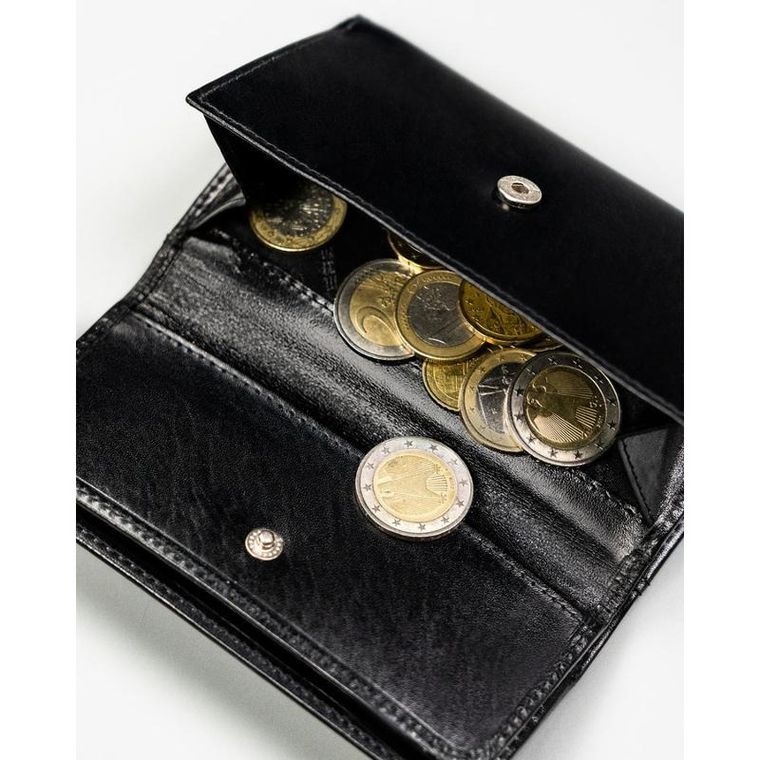 Czarny, skórzany portfel damski na zatrzask - Peterson