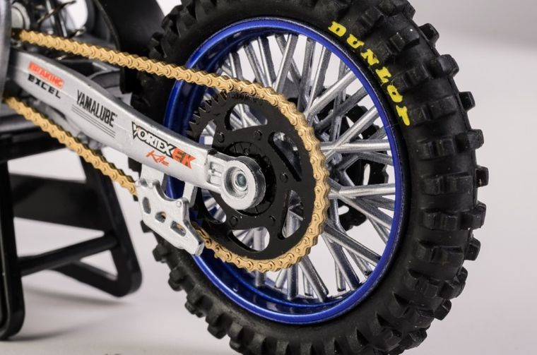 Daffi, Yamaha YZ450F Star Racing Team Bike 2022 Rider: Cooper Webb No.2, motocykl, model metalowy, 1:12