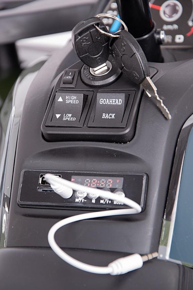 Enero, Traper, quad, pojazd na akumulator, military