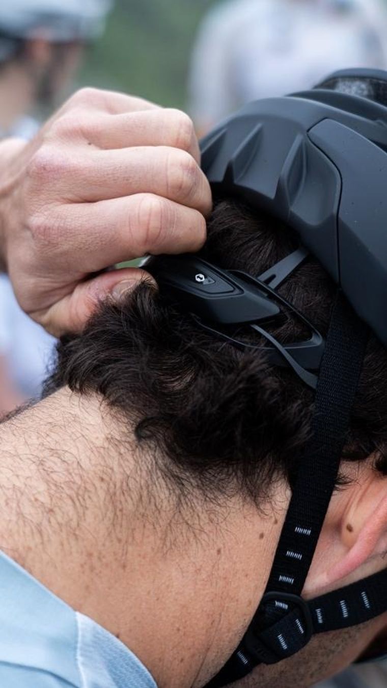 HJC, Furion 3.0, kask rowerowy, rozmiar M, czarny