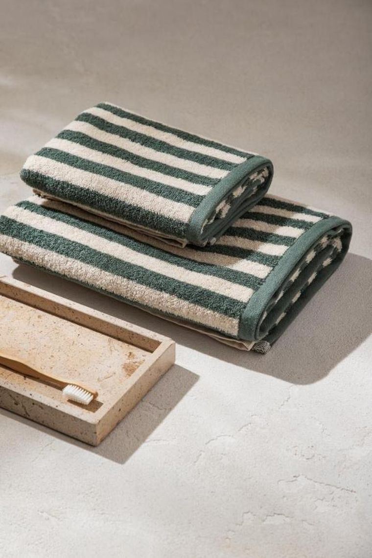 Homla, Listra, ręcznik, w pistacjowe paski, 70-130 cm