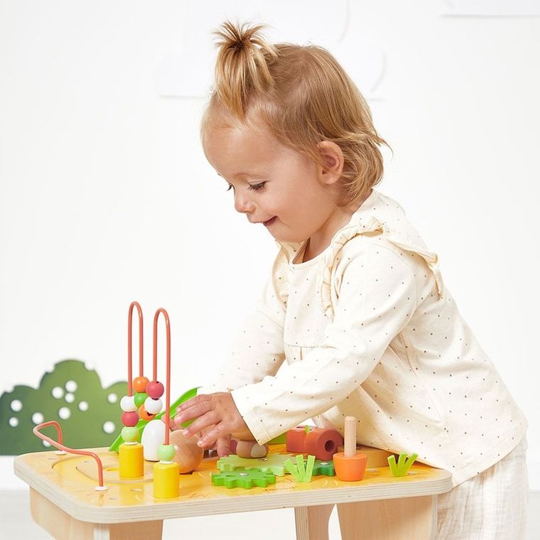 Janod, Farma, wielofunkcyjny stolik edukacyjny, drewniany