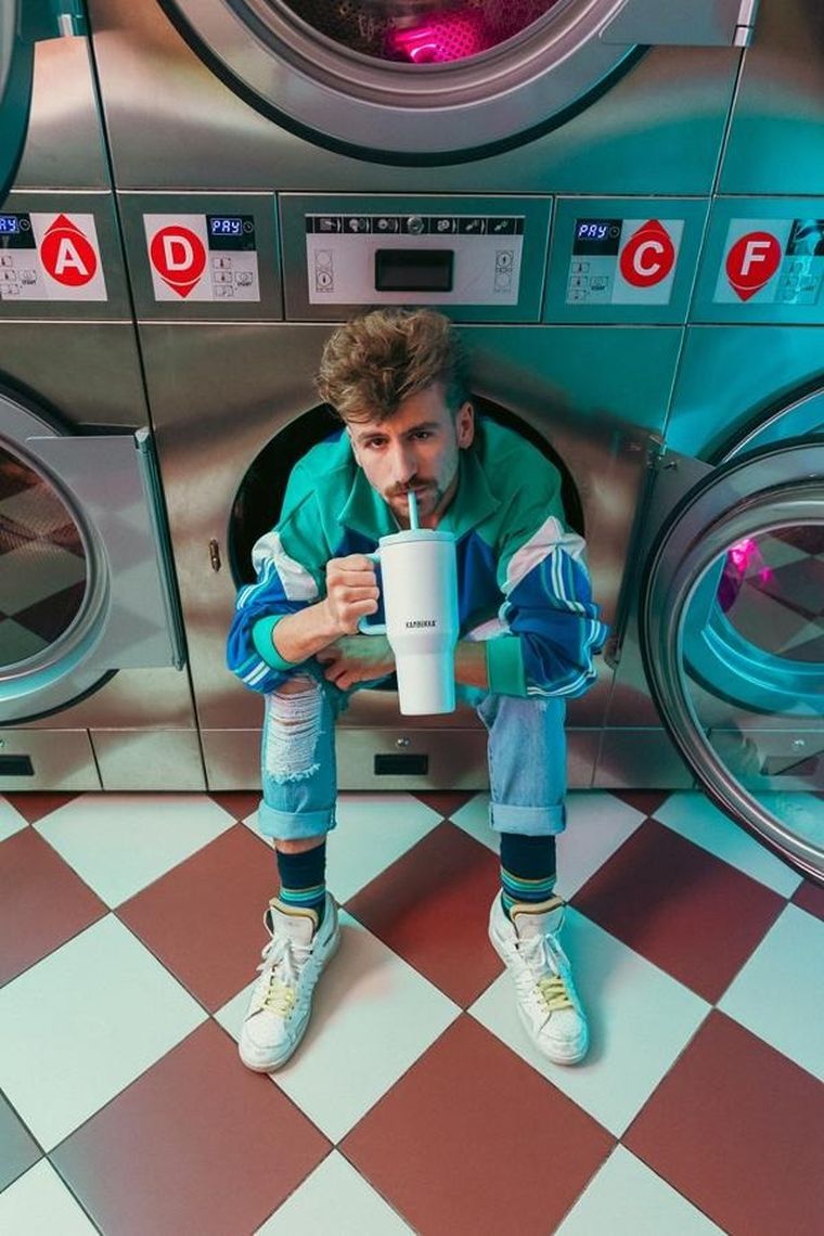 Kambukka, Rio Tumbler, kubek termiczny, teleskopowa słomka, Frosty Coconut, 950 ml