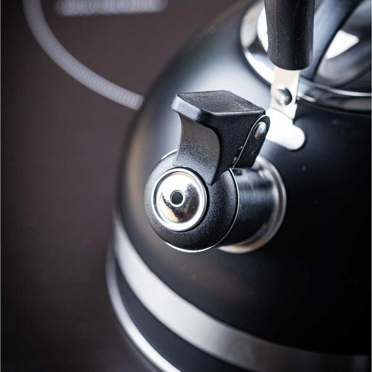 Kinghoff, czajnik z gwizdkiem, czarny, 1,8l