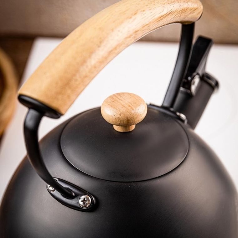 Kinghoff, czajnik z gwizdkiem, czarny mat, 2,5l, kh-1999