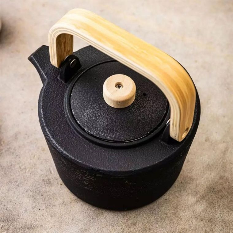 Kinghoff, zaparzacz żeliwny dzbanek z filtrem, 1.3l