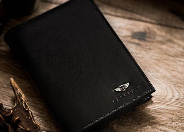 Klasyczny portfel męski ze skóry naturalnej, Peterson