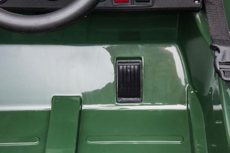 Lean Cars, auto na akumulator, JH-103 4-4, wojskowa zieleń