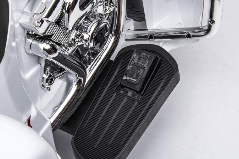 Lean Cars, Goldwing, motor trójkołowy, pojazd na akumulator, biały