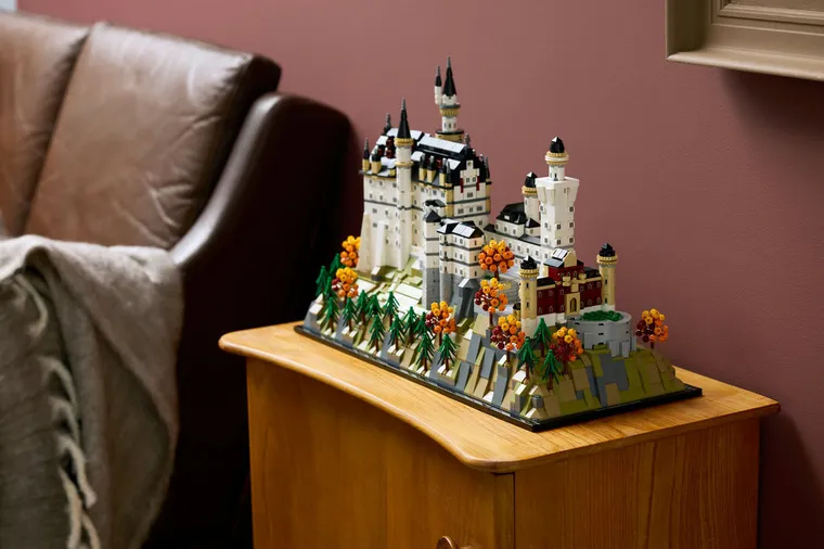 LEGO Architecture, Zamek Neuschwanstein, 21063