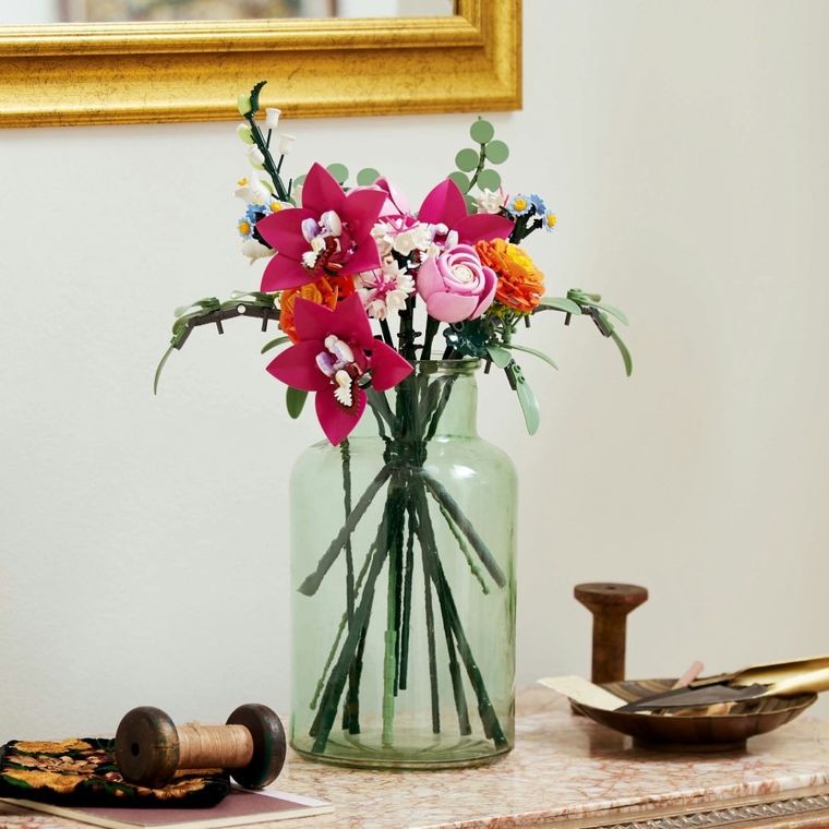 LEGO Botanicals, Piękny bukiet różowych kwiatów, 10342