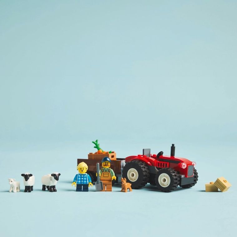 LEGO City, Czerwony traktor z przyczepą i owcą, 60461