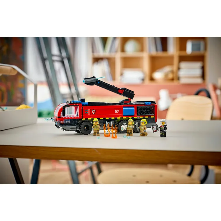 LEGO City, Lotniskowy wóz strażacki, 60499