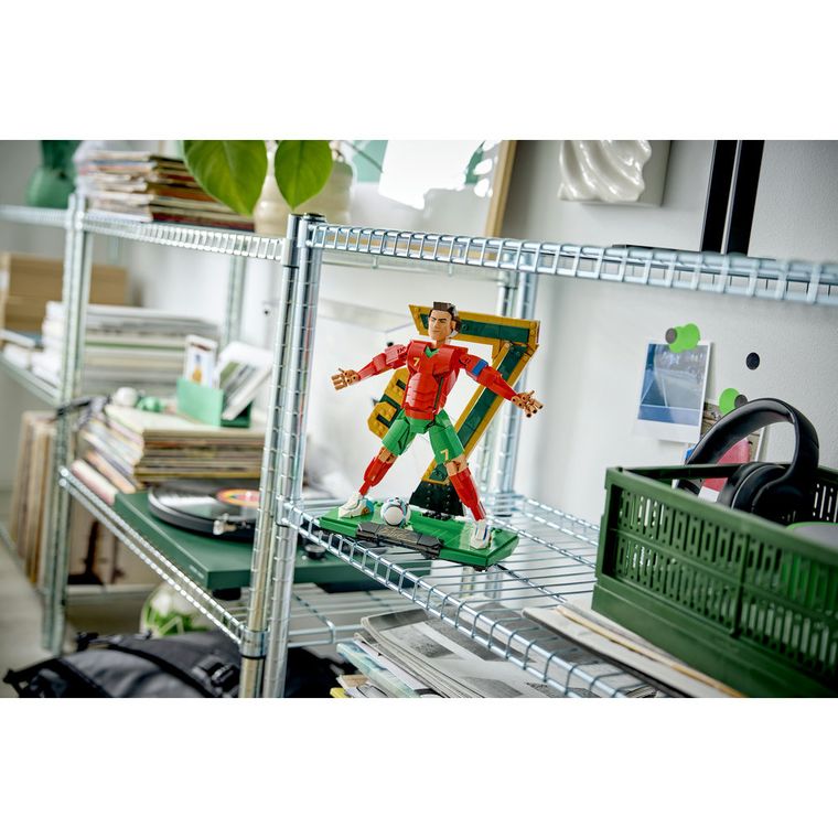 LEGO Editions, Cristiano Ronaldo - piłkarska legenda, 43016