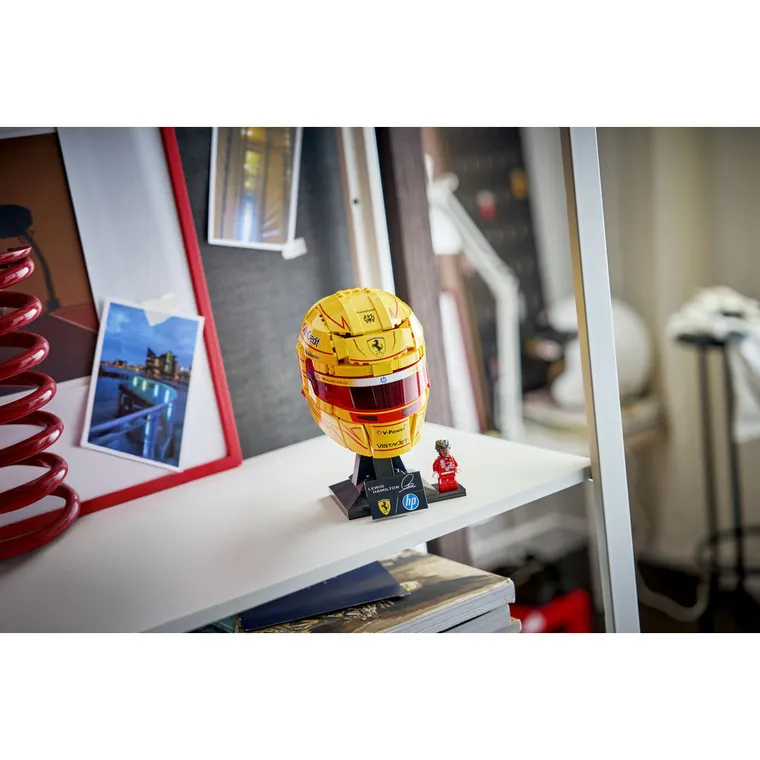 LEGO Editions, Kask Lewis Hamilton Scuderia Ferrari HP, 43022