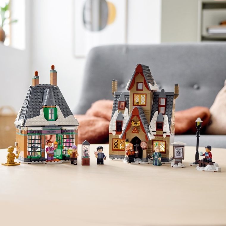 LEGO Harry Potter, Wizyta w wiosce Hogsmeade, 76388