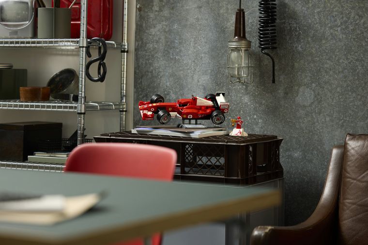 LEGO Icons, Ferrari F2004 i Michael Schumacher, 11375