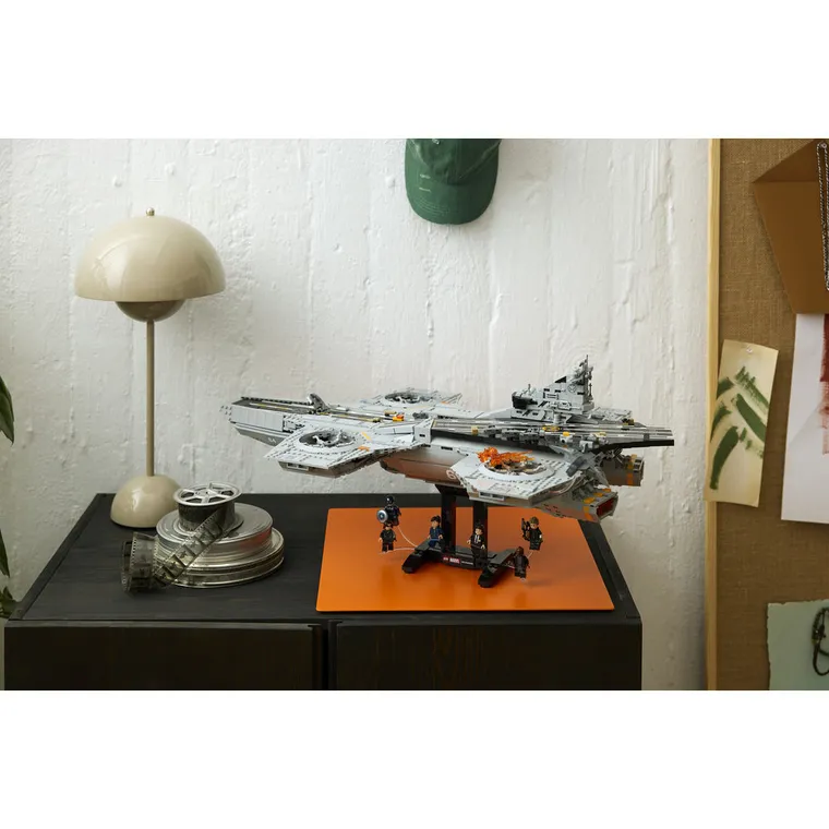 LEGO Marvel, Lotniskowiec T.A.R.C.Z.Y., 76354
