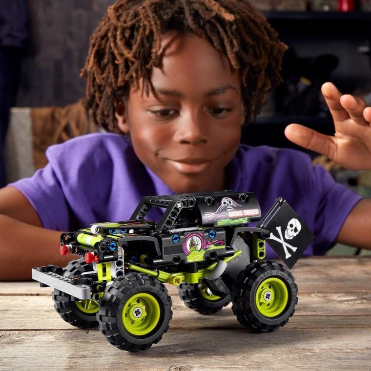 LEGO Technic, Monster Jam Grave Digger, 42118