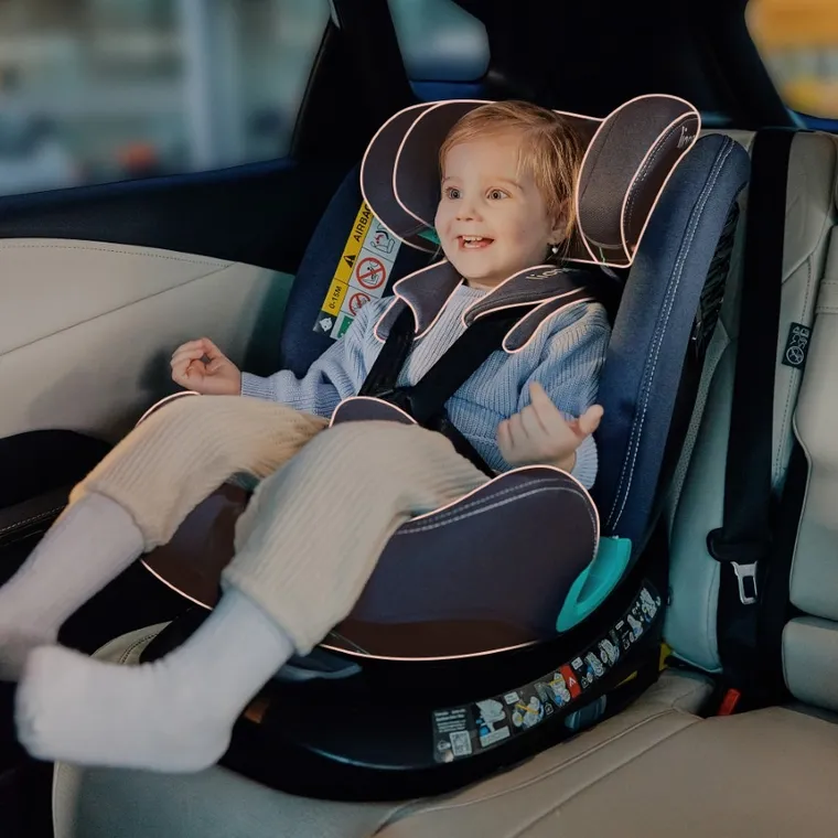 Lionelo, Bastiaan One, I-Size, fotelik samochodowy, Black Carbon, 40-150 cm