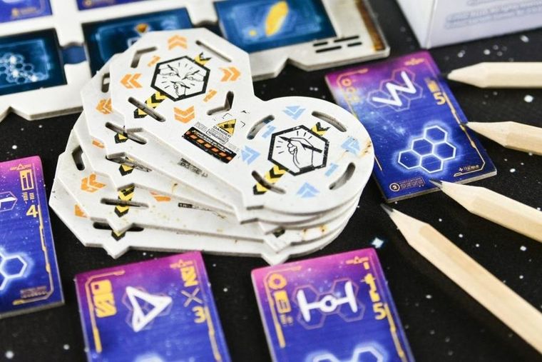 Lucrum Games, W stronę słońca, gra strategiczna