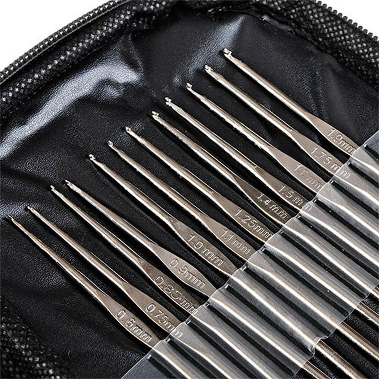 Maaleo, estaw do szydełkowania, 69 elementów