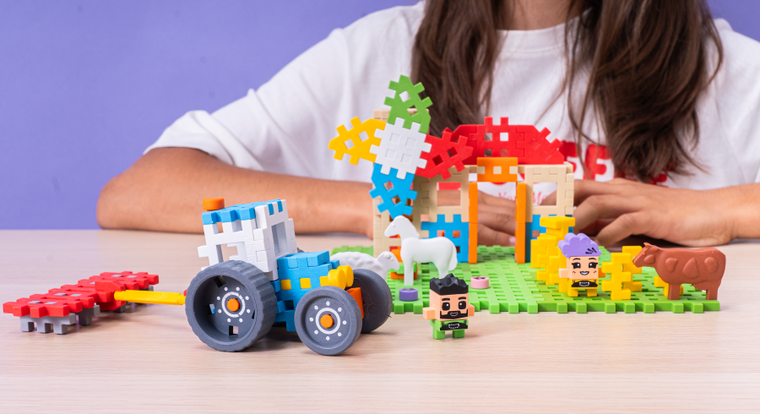 Marioinex, Mini Waffle, Farmer, Zakręcony Młyn, klocki konstrukcyjne, 109 elementów