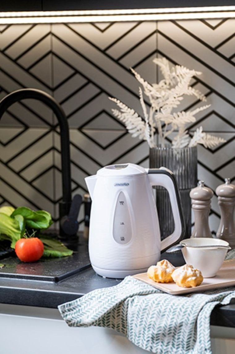 Mesko, czajnik plastikowy, szary, 1,7 l, MS 1261