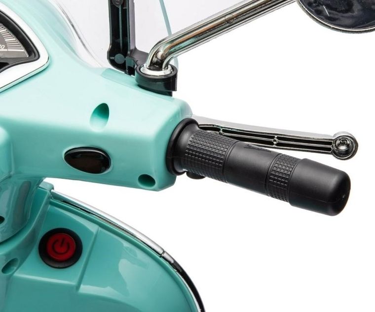 Milly Mally, Vespa GTS Super, pojazd na akumulator, miętowy