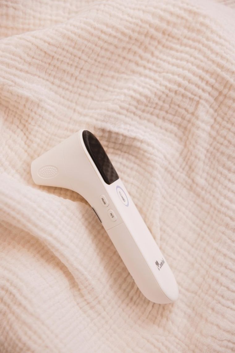 Momini, LittleCare, termometr na podczerwień