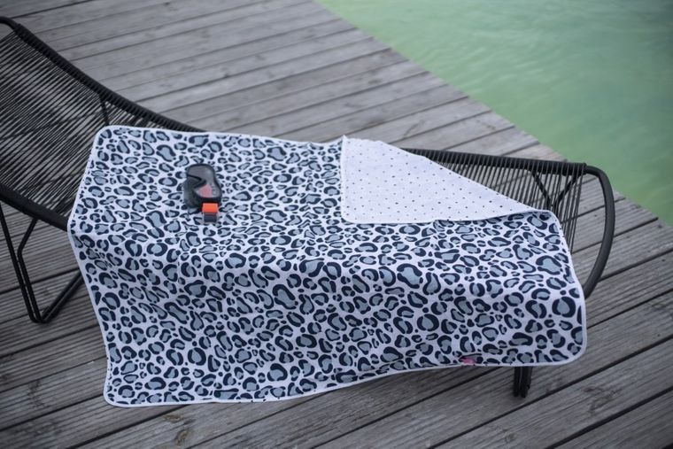 Motherhood, Classics Beżowy 2023, kocyk muślinowy, dwuwarstwowy, 100-120 cm