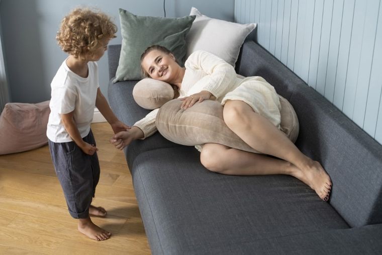 Motherhood, Premium, poduszka dla kobiet w ciąży i do karmienia, różowa