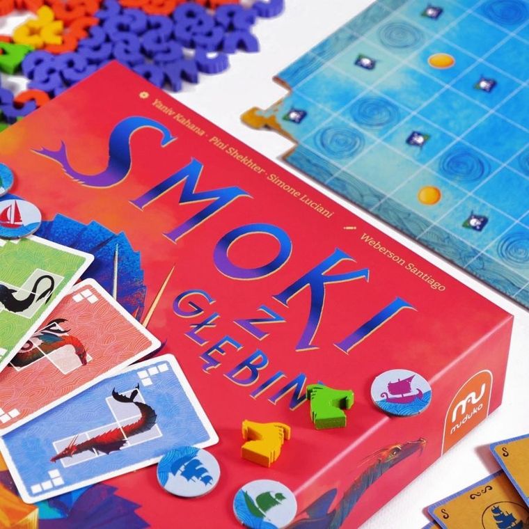 Muduko, Smoki z głębin, gra strategiczna