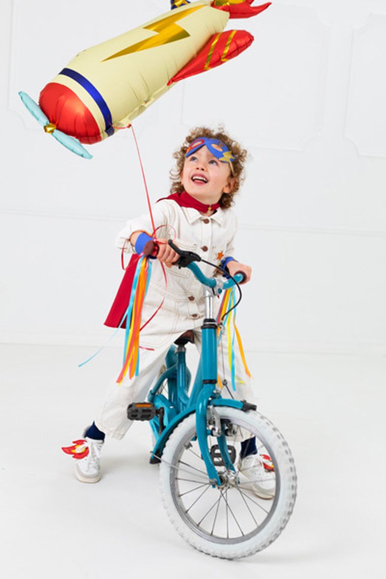 PartyDeco, Strój Superbohatera w walizce