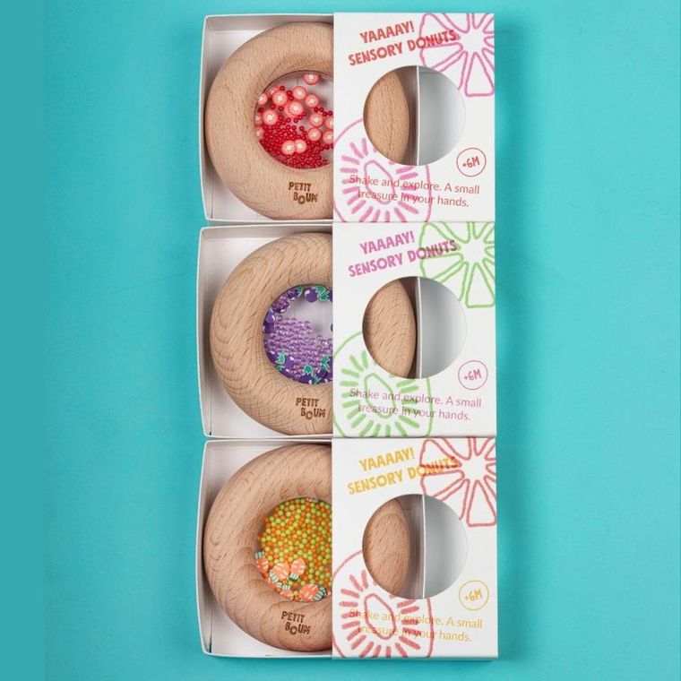 Petit Boum, grzechotka sensoryczna, bakłażan