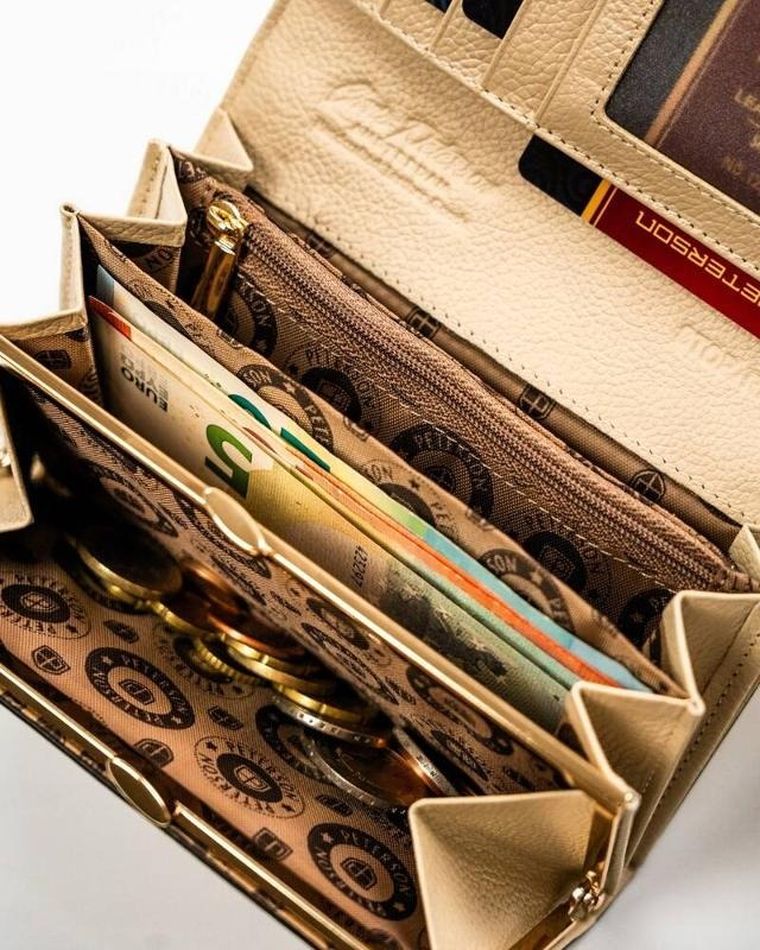 Portfel, beżowy, skórzany, Peterson