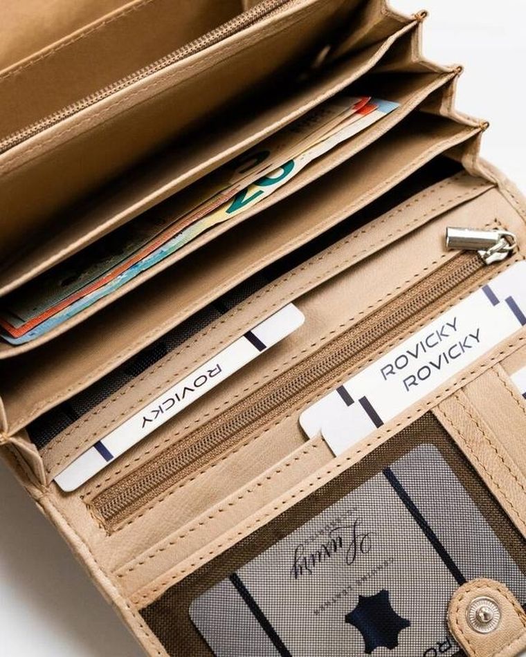 Portfel, beżowy, skórzany, RFID, Rovicky