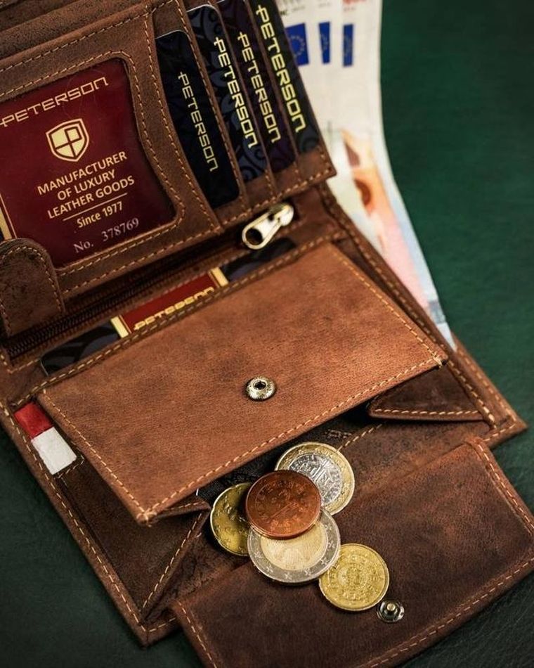 Portfel, brązowy, skórzany, Peterson