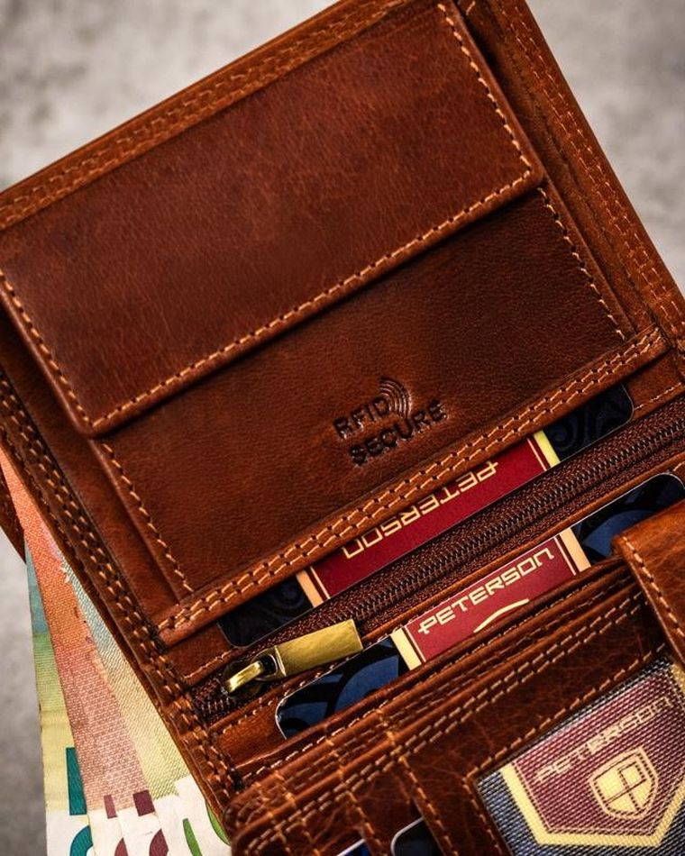 Portfel, brązowy, skórzany, wodnik, Peterson