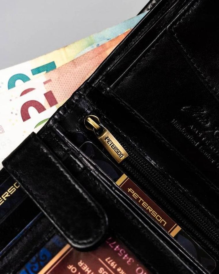 Portfel, czarny, skórzany, Peterson