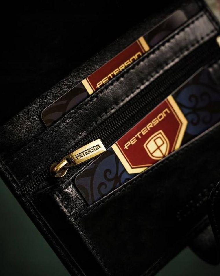 Portfel, czarny, skórzany, Peterson