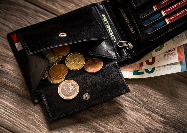 Portfel, czarny, skórzany, Peterson