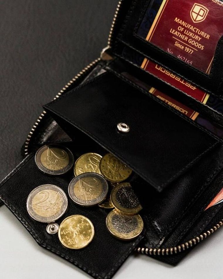 Portfel, czarny, skórzany, Peterson