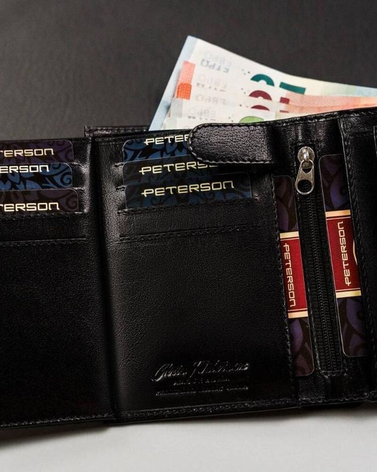 Portfel, czarny, skórzany, Peterson