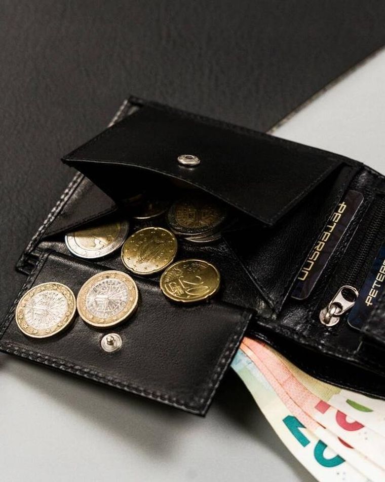 Portfel, czarny, skórzany, Peterson