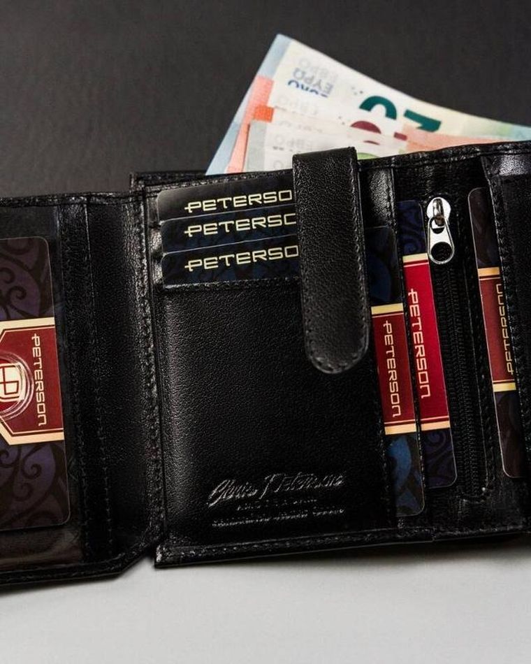 Portfel, czarny, skórzany, Peterson